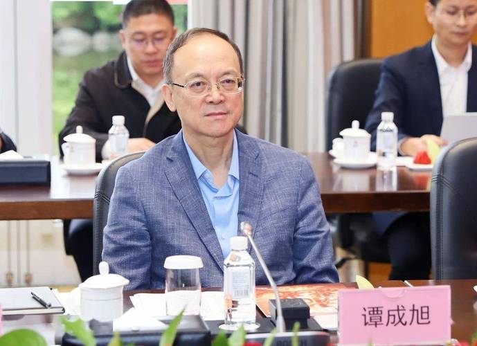 找钢集团创始人、董事长兼CEO王东：《民营经济促进法》第一次明确民营经济法律地位，感到非常激动